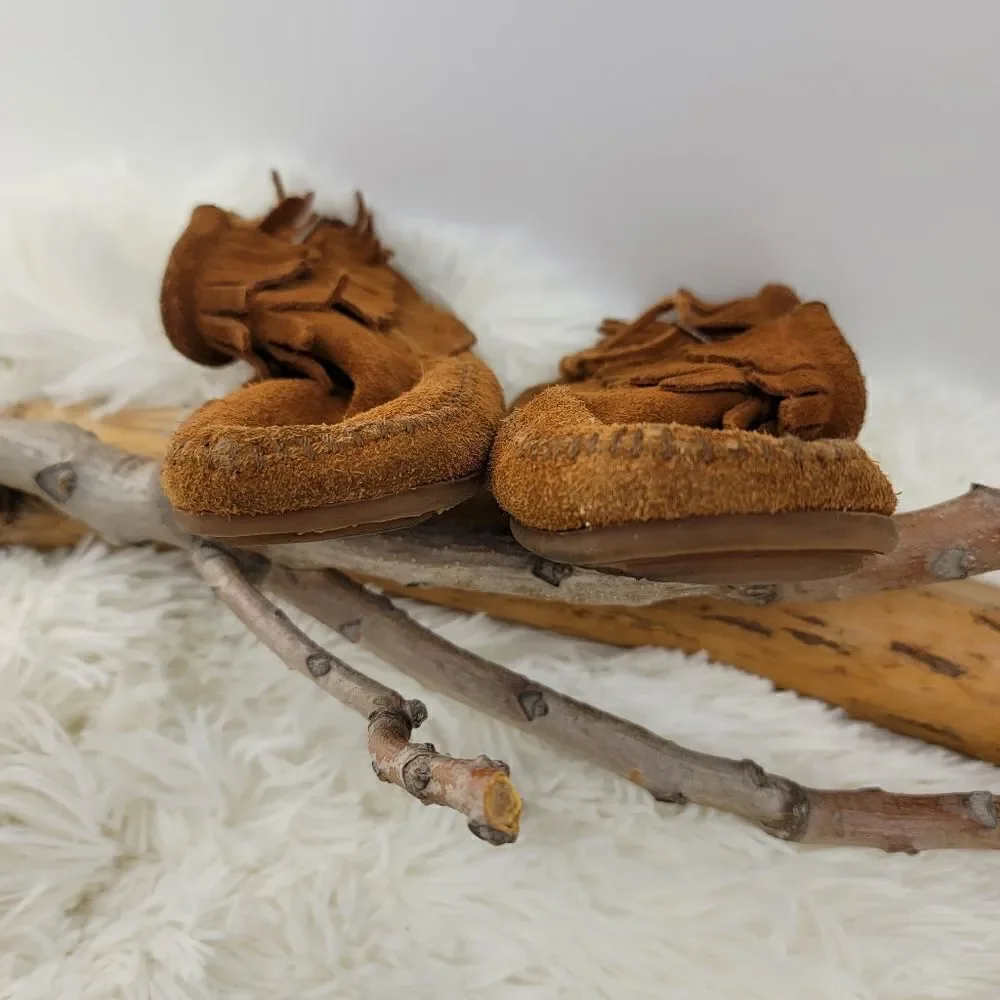 Minnetonka girls suede
